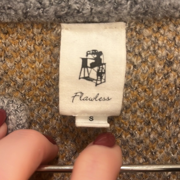 Cardigan sweater - Picture 3 of 4